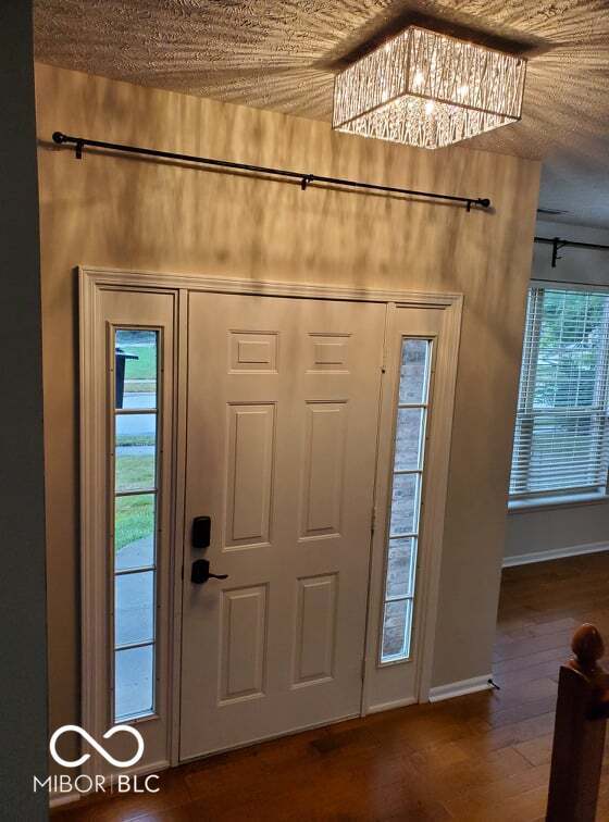 Foto del edificio - 10116 Hawks Lake Dr