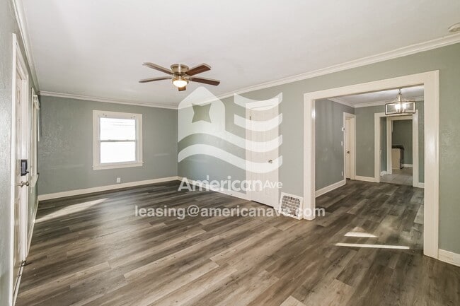 Building Photo - 6105 Swope Pkwy