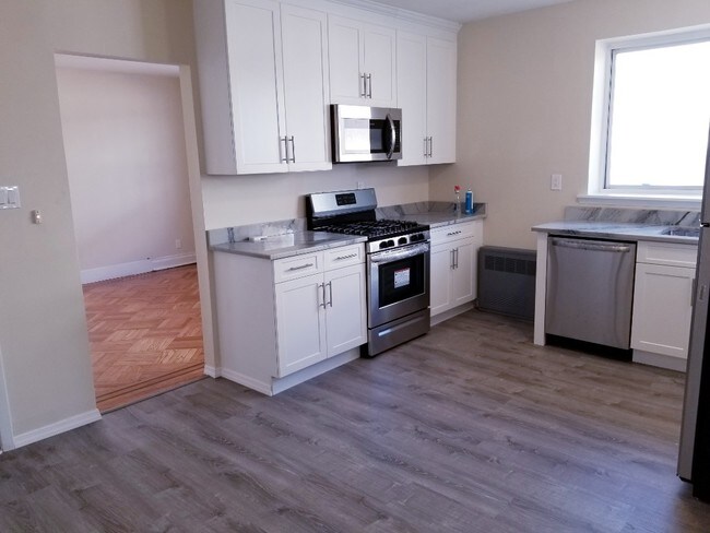 Foto del edificio - 3069 Brighton 13th St