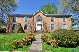 Building Photo - 2606 Wynterhall Rd SE