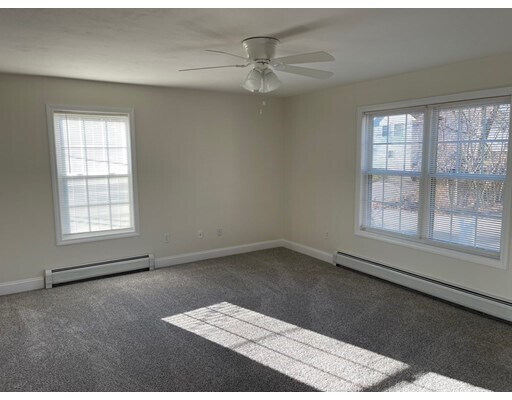 Foto del edificio - 16 Corning Ave