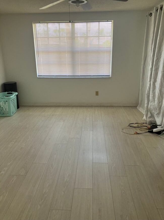 Building Photo - 3420 Trophy Blvd