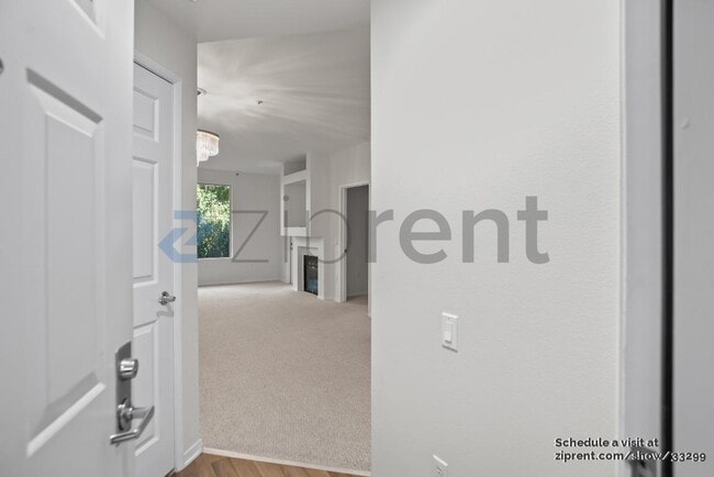 Building Photo - 300 Caldecott Ln