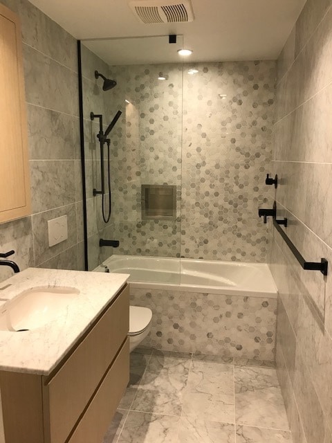 Building Photo - 1180 Broughton St