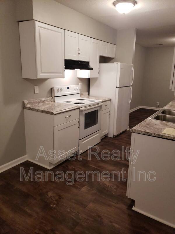 Building Photo - 9157 Cedarpark Ln NW