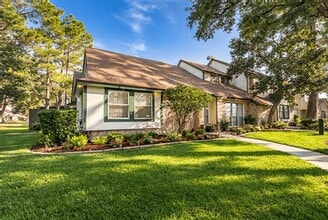 Building Photo - 12218 Wild Pine Dr