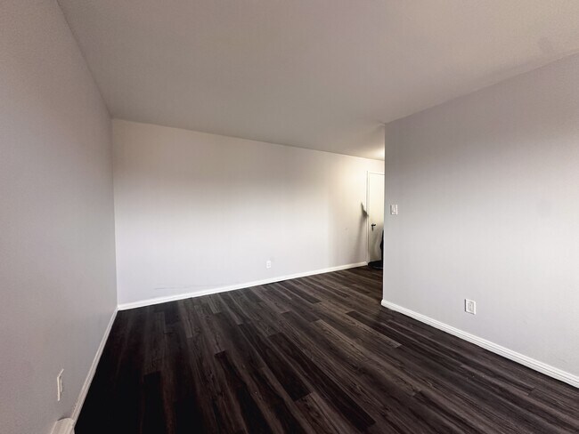 Photo du bâtiment - 424 Rue Aulneau