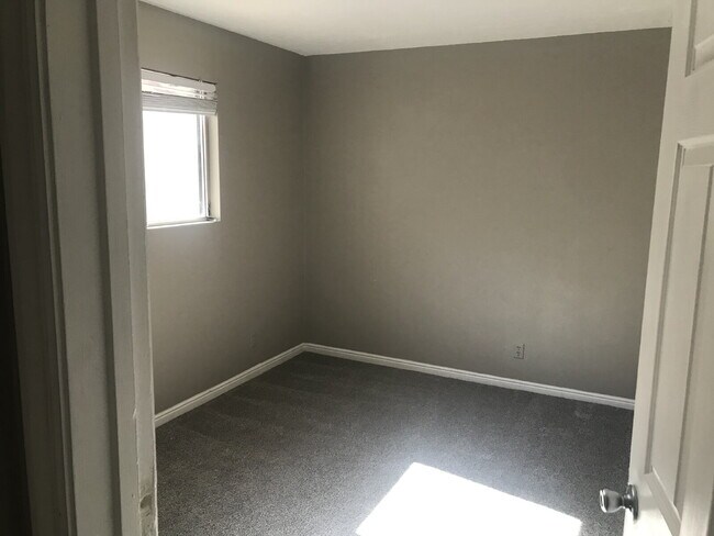 Foto del edificio - 4-Bedroom Retreat in Saint George – Cozy a...