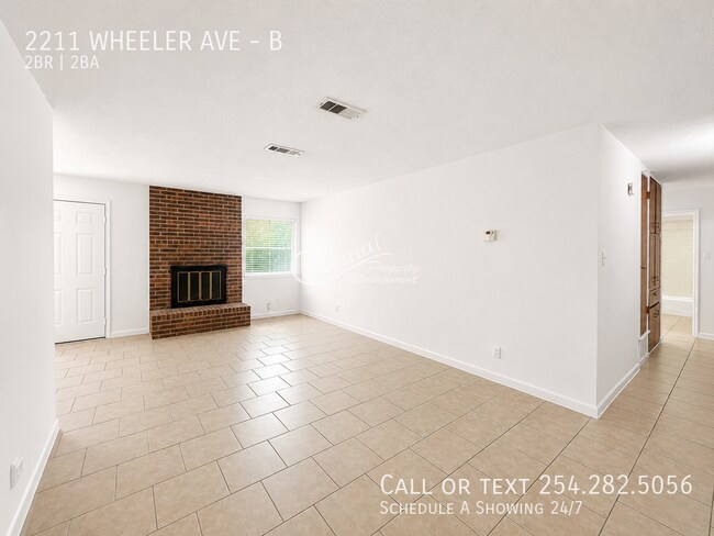 Building Photo - 2211 Wheeler Ave