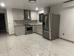 Building Photo - 908 Kana Pl