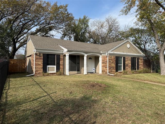 Building Photo - 375 Ancestry Ln