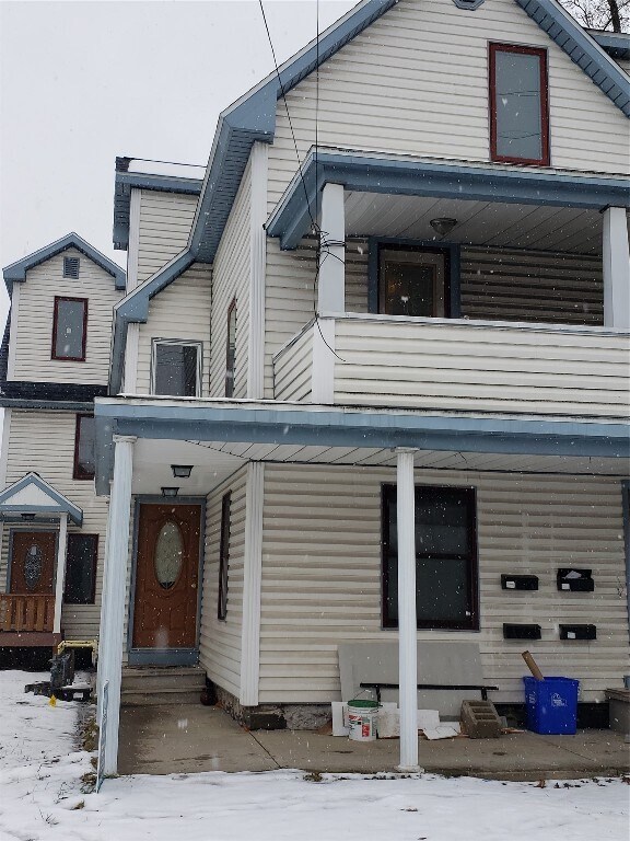 106 Madison Ave Unit 2, Endicott, NY 13760 Room for Rent in Endicott