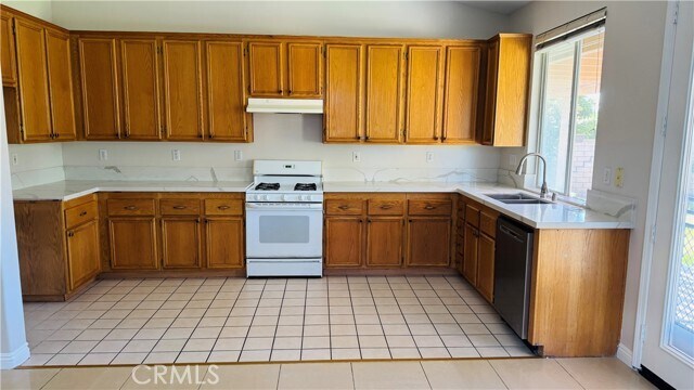 Foto del edificio - 1580 Manor Ln