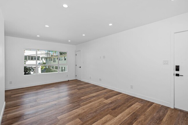 Foto del edificio - 1563 Gordon St