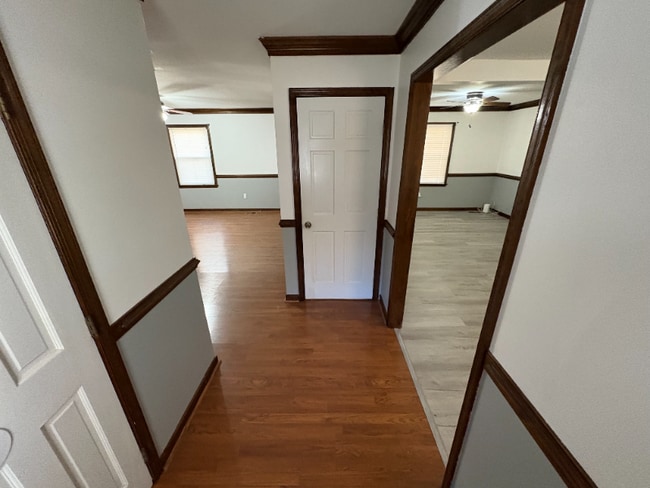 Foto del edificio - 14820 Whitley St