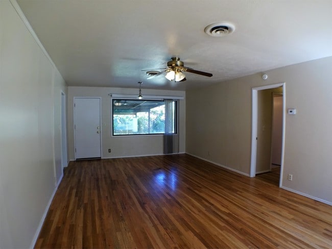 Building Photo - 74 Terrace Dr
