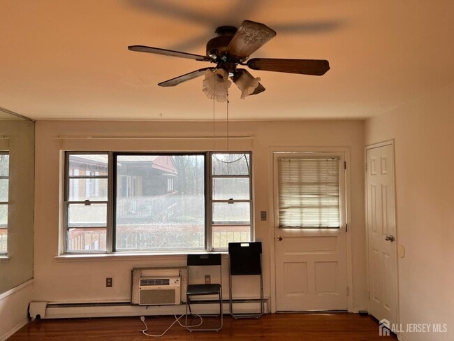 Foto del edificio - 55 Gill Ln