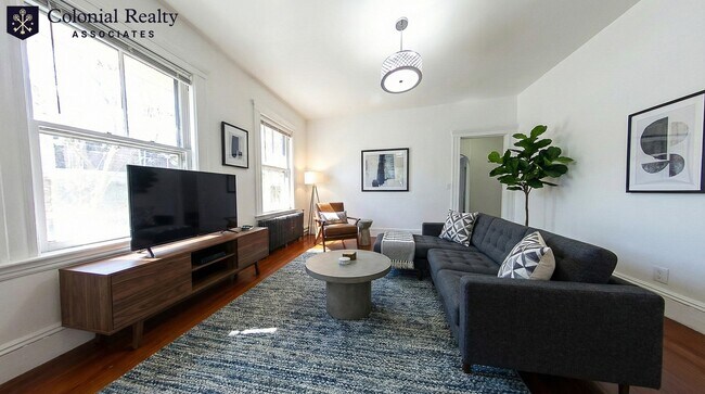 Building Photo - 41 Gordon St