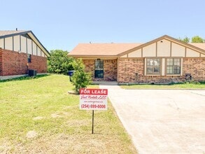 Building Photo - 925 Dryden Ave