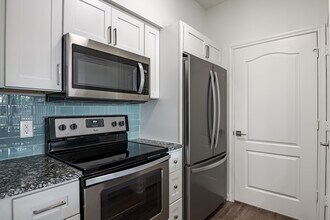 Building Photo - Walnut Hill Las Colinas