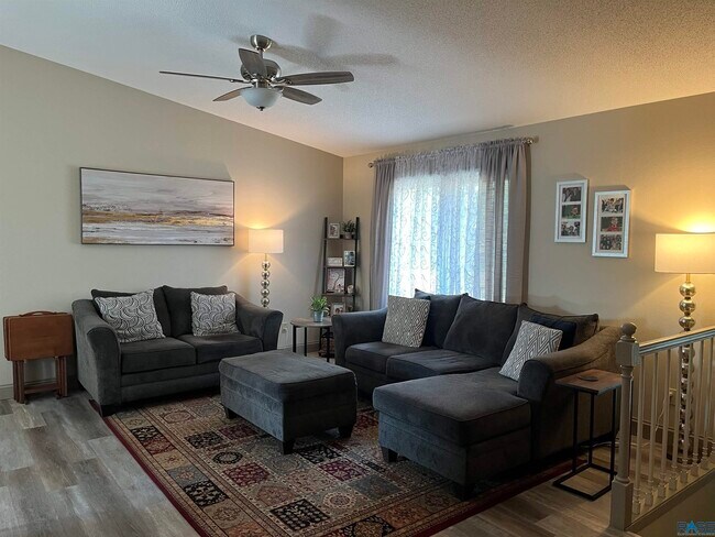 Building Photo - 4305 33rd St