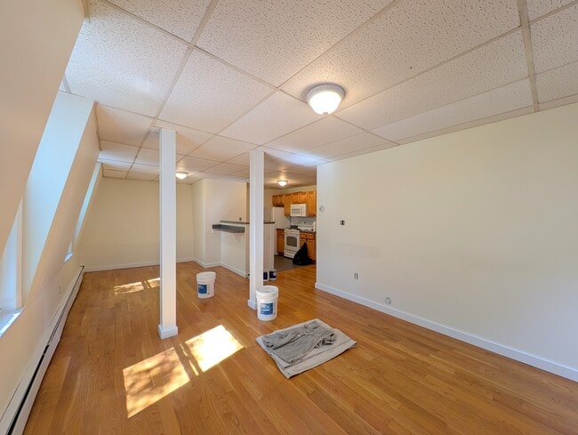 Building Photo - 37 Davis Sq