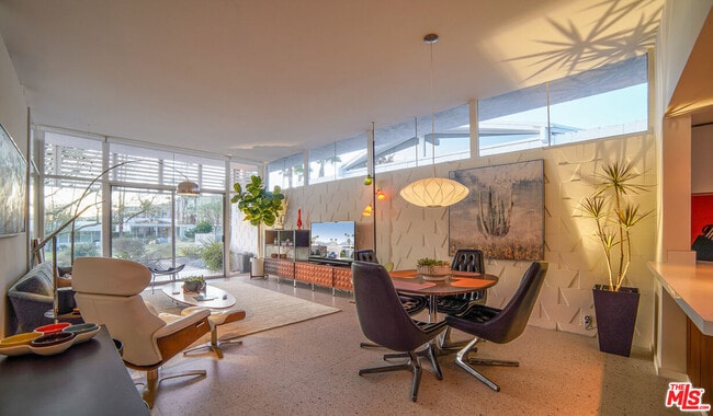 Foto del edificio - 2324 Skyview Dr