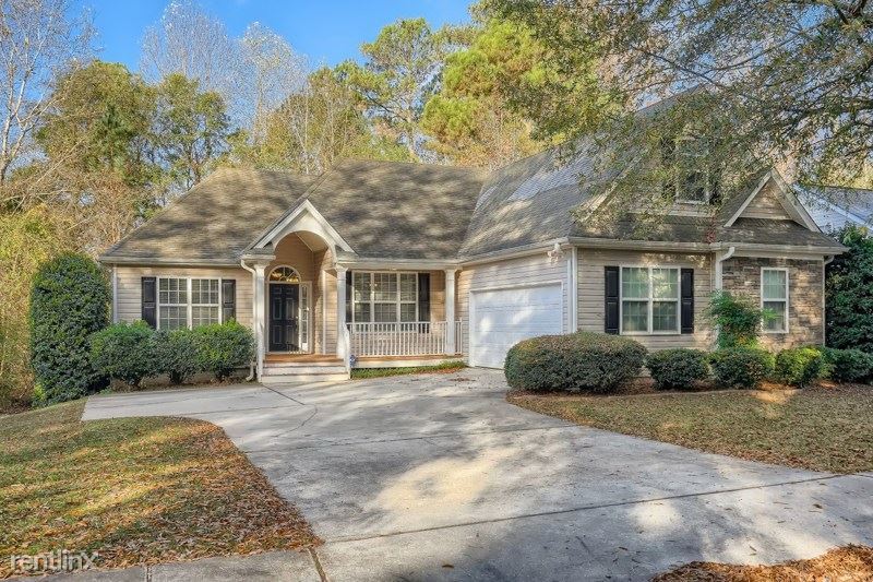Primary Photo - 4 br, 2 bath House - 132 Avondale Circle UNIT