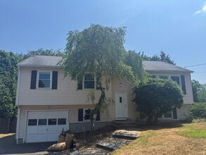 Building Photo - 753 Evergreen Ave
