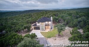 Building Photo - 320 Flanders