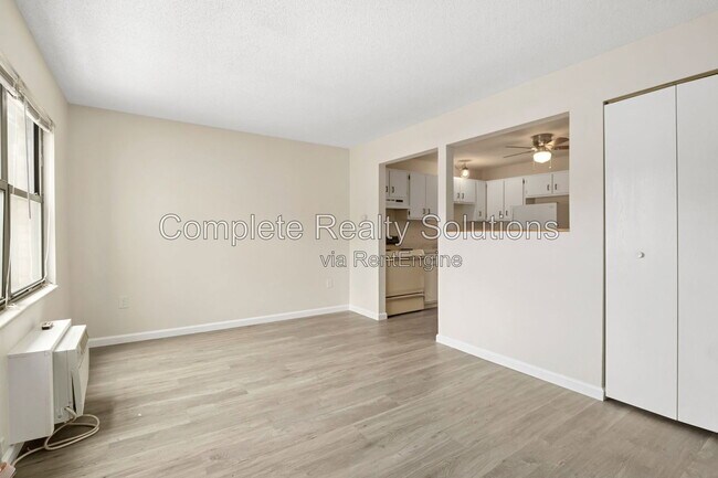 Foto del edificio - 790 Country Aire Ct