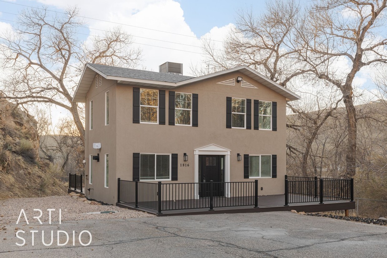 Primary Photo - "Stunningly Remodeled 4-Bedroom, 3-Bathroo...