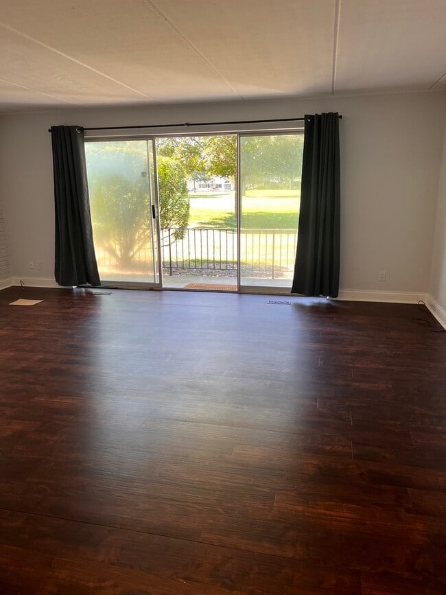 Foto del edificio - 1115 Royal St George Dr