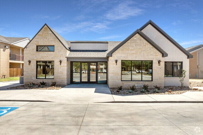 Oficina de arrendamiento - Oakridge Apartment Homes