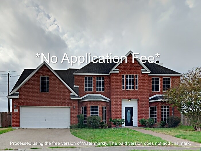 Primary Photo - No Application Fee*