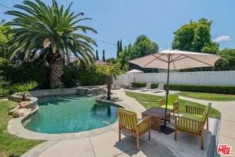 Building Photo - 5664 Donna Ave Building Photo - 5664 Donna Ave