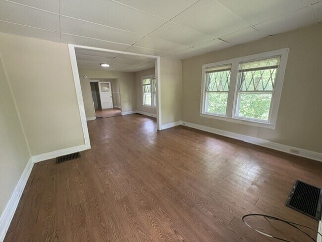 Foto del edificio - 516 Wildwood Ave