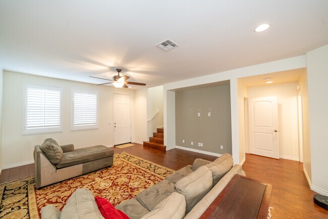 Foto del edificio - 8022 City View Pl