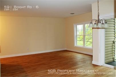 Foto del edificio - 591 Boght Rd