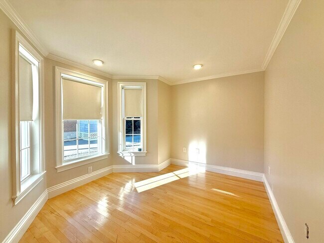 Foto del edificio - 284 Montvale Ave