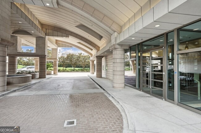 Foto del edificio - 250 West Ave NW