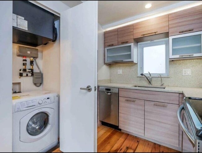 Building Photo - 1 bedroom in BROOKLYN NY 11235