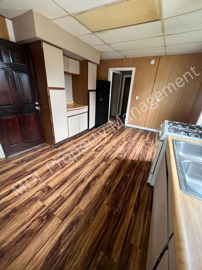 Foto del edificio - 401 Litchfield St