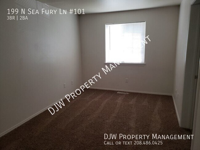 Building Photo - Close to Boise Towne Square!