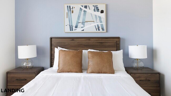 Building Photo - 1345 E 15th St