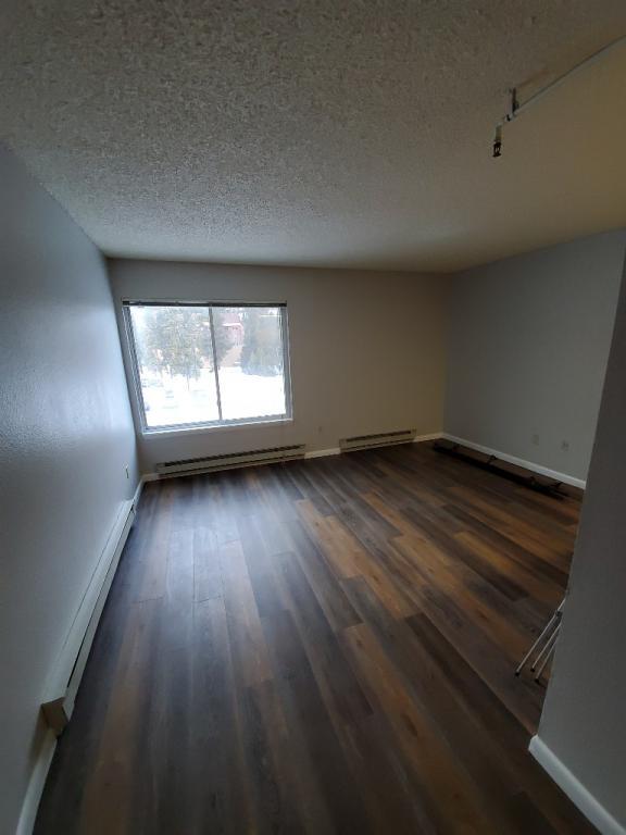 Foto del edificio - 110 S. Park Ave. Unit 103