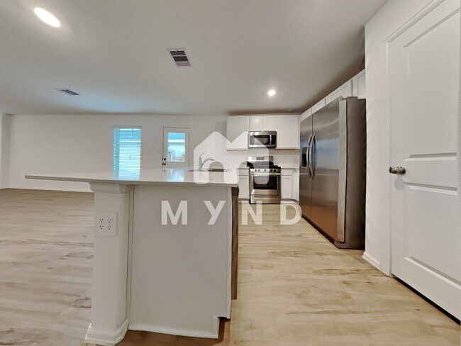 Foto del edificio - 24119 Laurel Farms Dr