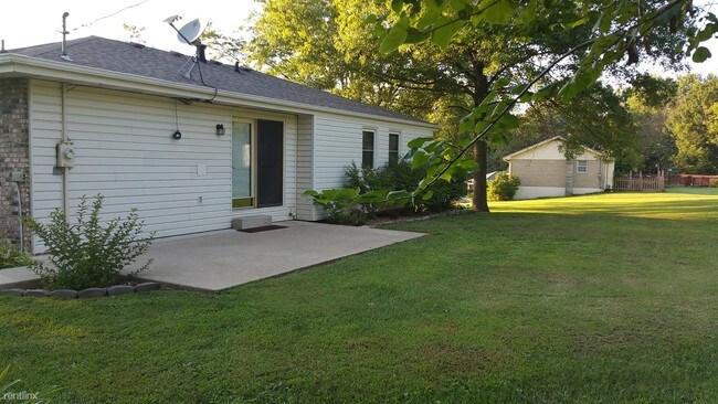 Building Photo - 3408 Horseshoe Rd