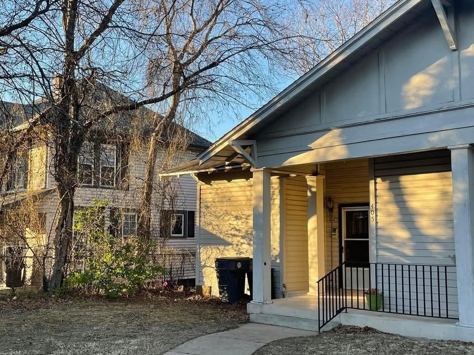 Foto principal - 405 Stanley Ave SW