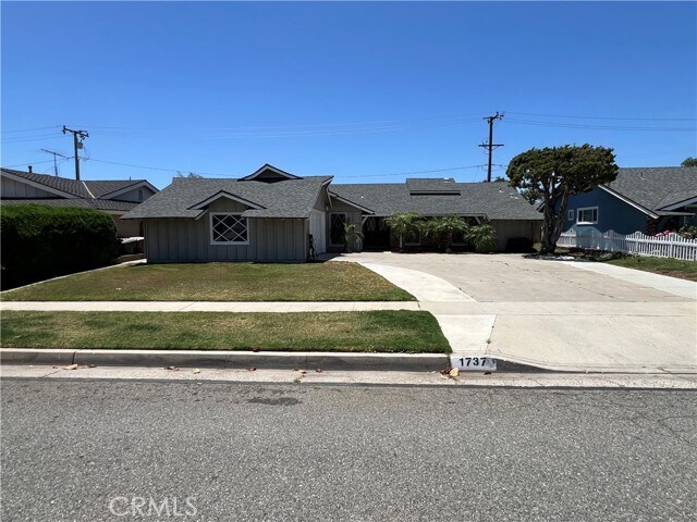 Foto principal - 1737 Stanley Ave